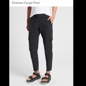 Athleta Chelsea Cargo Pant - Black Size 0